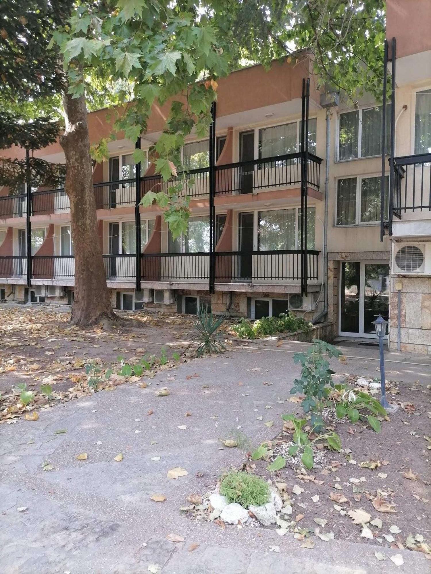 Hotel Navi Shabla Exterior foto